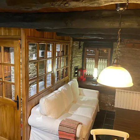 Tareira En Villa Taramundi